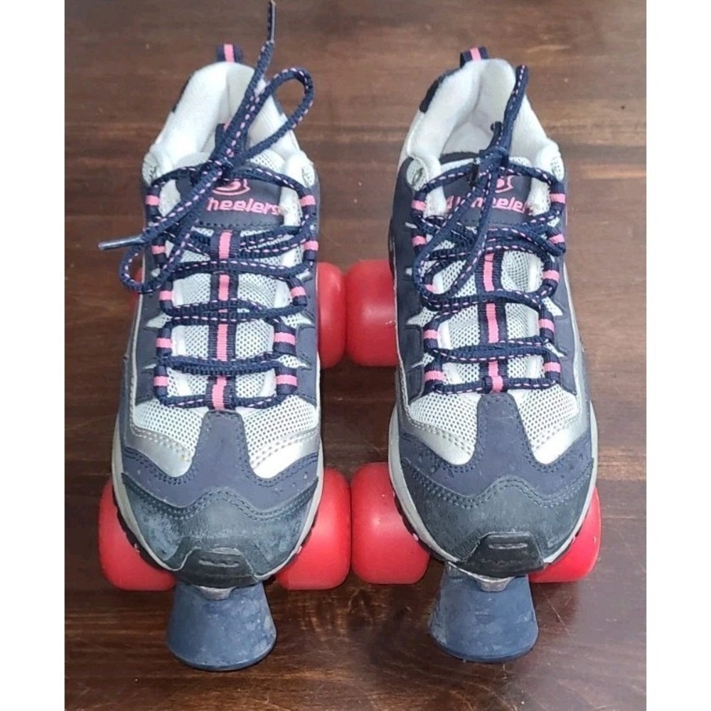Skechers 4 Wheelers Sport Roller Skates Size 7 Women's Navy Blue Hot Pink